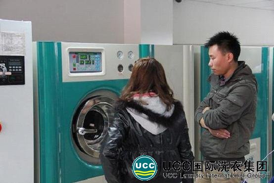 干洗店赚钱如何提高洗衣质量