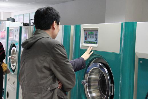 哪里的大型洗衣房设备价格便宜呢？