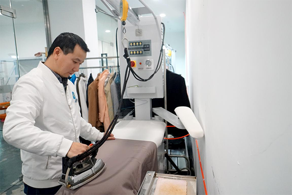 开一个干洗店的成本？卡柏干洗全方位“保姆式”加盟体验