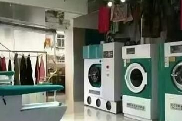 顺美干洗店