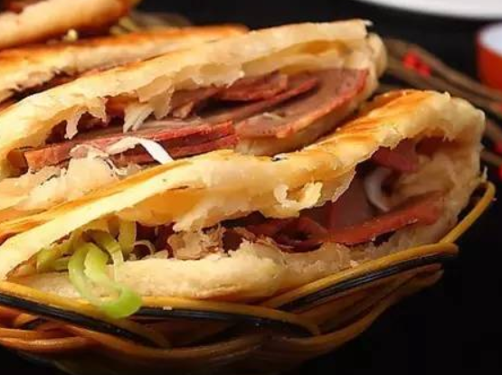 开家驴肉火烧店投资一般需要多少钱？要10万这样花钱决定成败