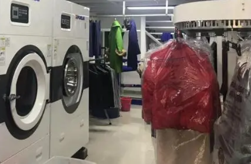 干洗店加盟排名选哪家好一点的