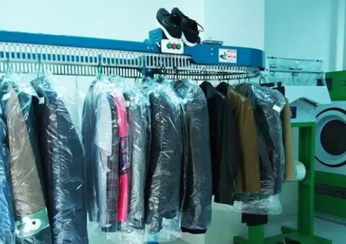 看这里!创业开店必读：加盟干洗店哪个比较好?