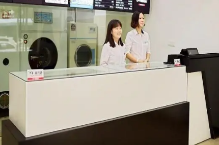 干洗店是加盟好还是自营好?哪种方式更省心?