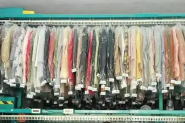 靓装洗衣加盟一年能赚多少钱？专业分析预测