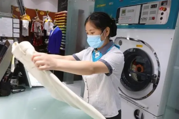 干洗加盟连锁品牌店，一站式服务，满足你的所有需求!