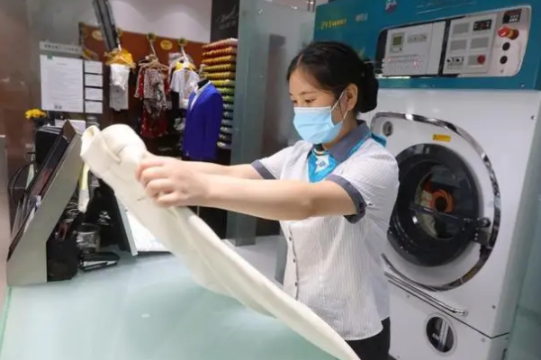 洗衣店加盟排行套路多，揭秘行业独家秘籍!