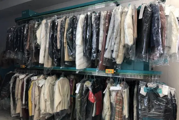 干洗店加盟价格最低多少钱一个月