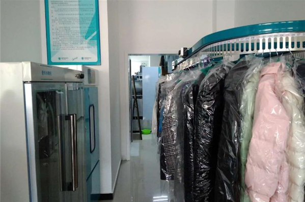 洁净美干洗店