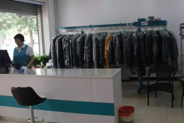 有家洗衣店加盟费多少?低成本是创业胜利的关键!