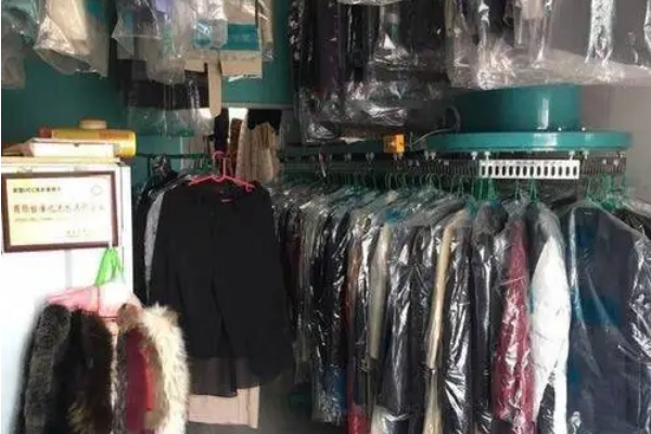 红玉干洗加盟费多少钱