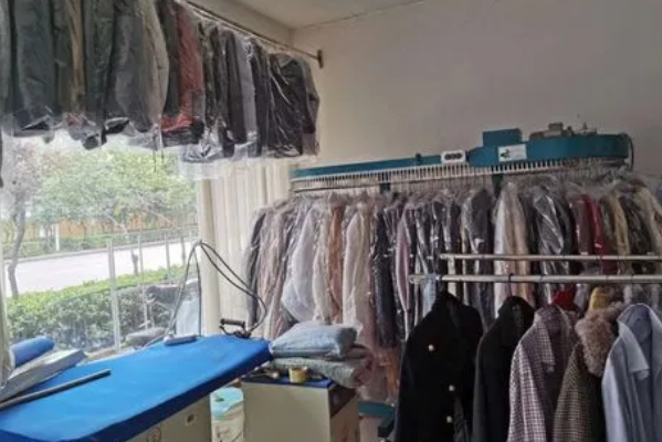 城南洗衣店加盟：实力品牌，助力创业致富