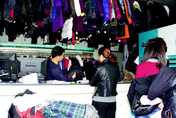 聚鑫干洗店加盟，开店利器，全程为您保驾护航!