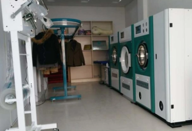 梦辉干洗店