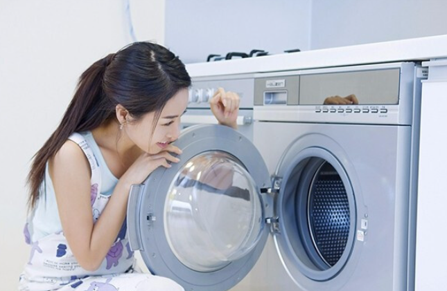 有家洗衣加盟费多少钱？10-20万元投资，6个月回本轻松创业