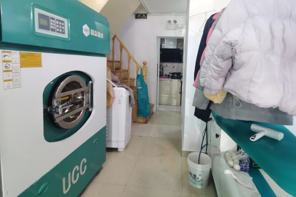 唐山干洗店加盟，创业不求人，ucc国际洗衣让梦想成真!