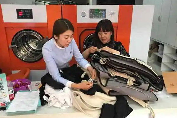 小周洗衣店