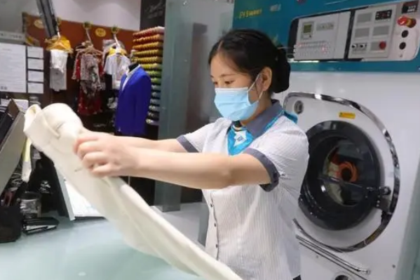 华鑫干洗店