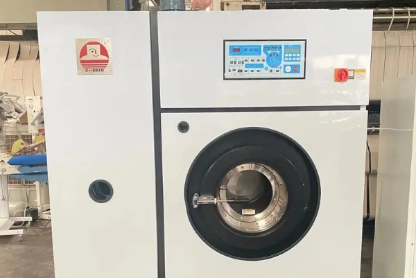 卡柏干洗店加盟必备设备介绍与选择指南
