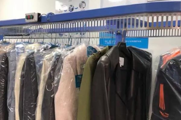 创业者如何通过新星洗衣店的模式实现财富自由，开启人生新篇?