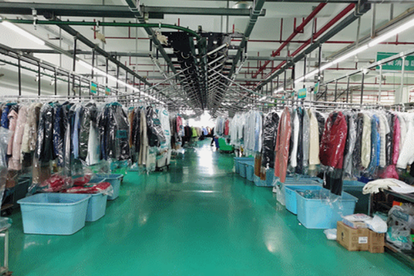 设备价格优惠：衣帆国际洗衣加盟，投资更实惠