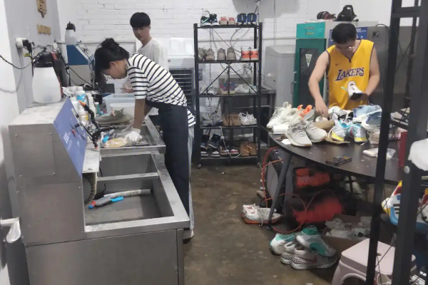 衣佳洗衣洗鞋