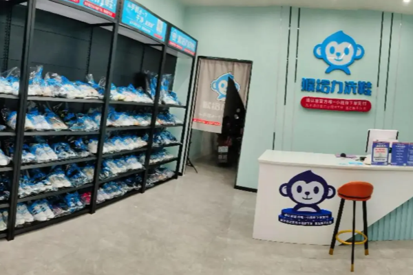 成功加盟案例：猴给力洗鞋加盟，真实客户分享成功经验